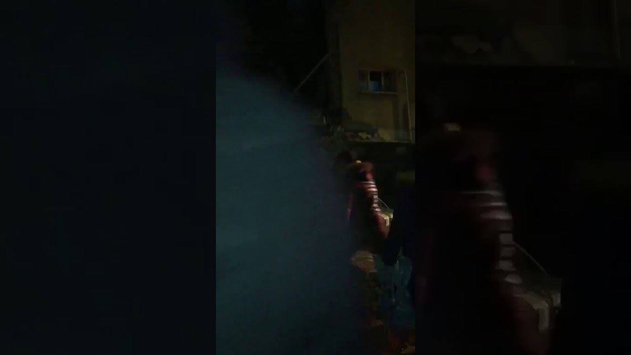 هزة ارضية في #تركيا تسقط عدة مباني