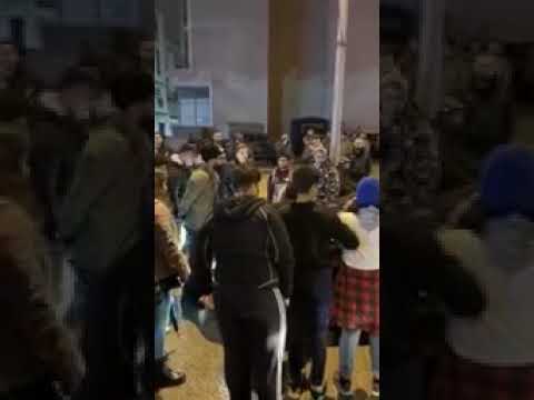 هذه السيارة التي دهست المتظاهرين في الصيفي