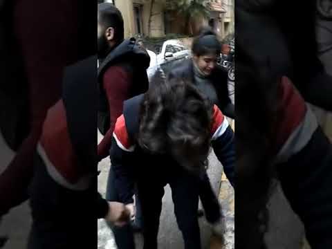اشكال بين متظاهرين و مرافقي النائبين فتفت و المرعبي